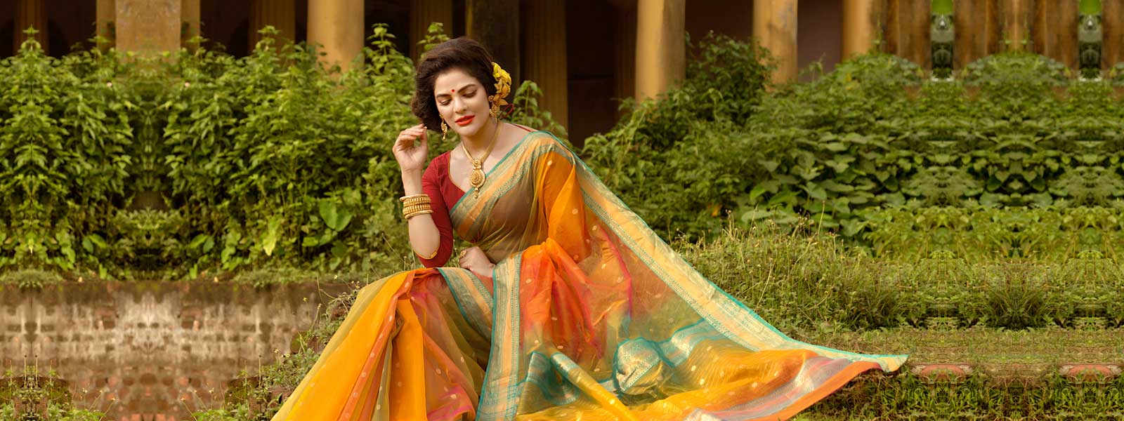 Shop Bangalore Silk Emporium Sarees Online at Best Price | SALE – Page 39 –  Sunasa